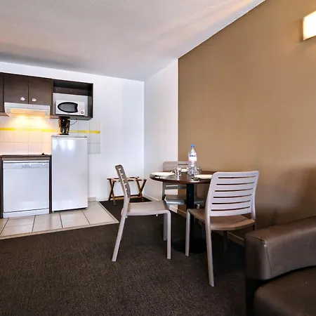Comfort Les Hauts D'annecy 3* 阿讷西