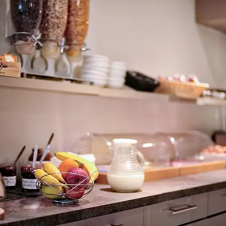 Comfort Les Hauts D'annecy 酒店 3*