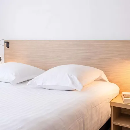 Comfort Les Hauts D'annecy Hotel 3*