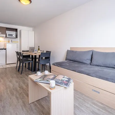 Zenitude Hôtel-résidences Les Hauts D'annecy 3*
