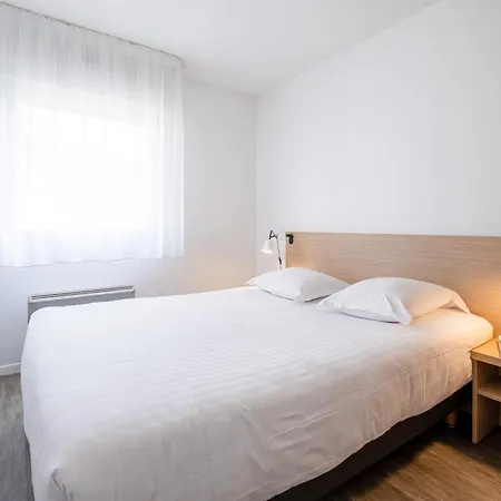 Comfort Les Hauts D'annecy Hotel