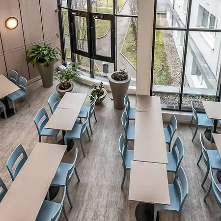 Comfort Les Hauts D'annecy Hotel 3*