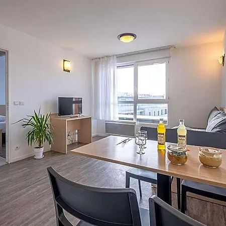 Otel Comfort Les Hauts D'annecy 3*