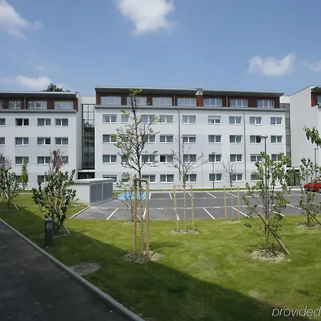 Hotel Comfort Les Hauts D'annecy 3*